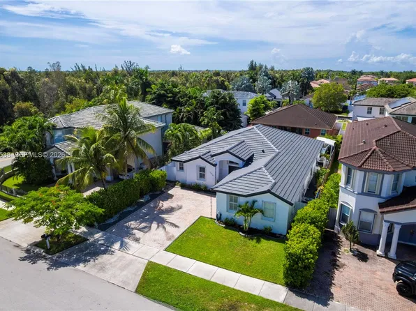 14918 SW 10th St, Miami, FL 33194