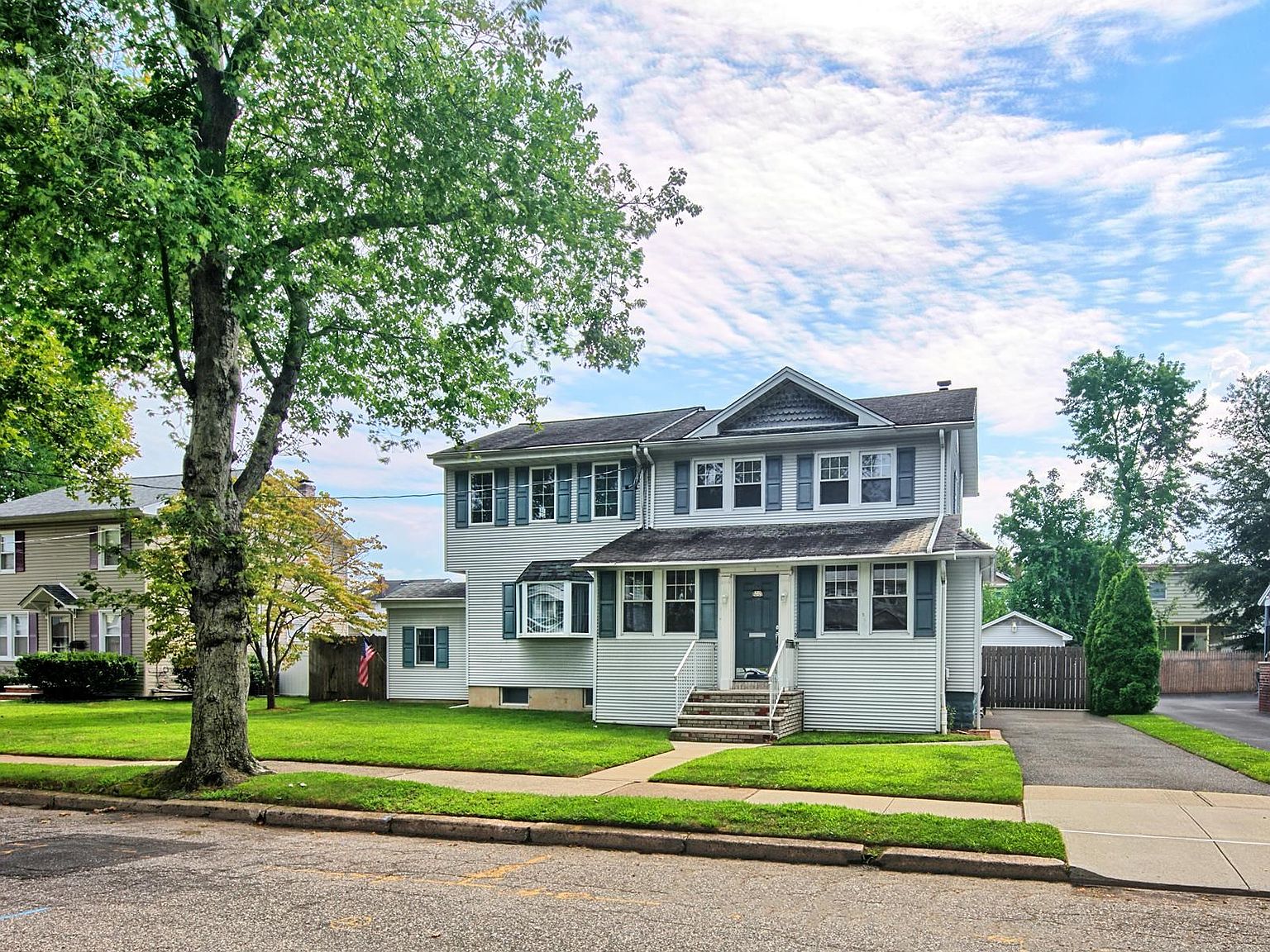 22 Magnolia St, Bergenfield, NJ 07621 Zillow