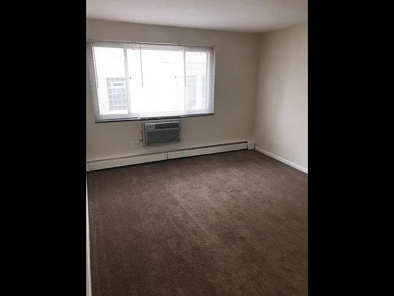 114 North Apartments — Photo 12