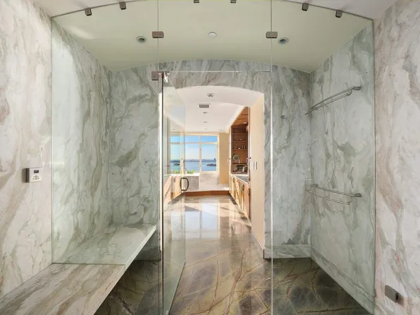 360 Furman Street image 33 of 63