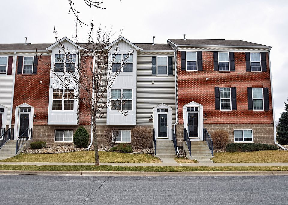 1st image of 7904 Stratford Cir N
