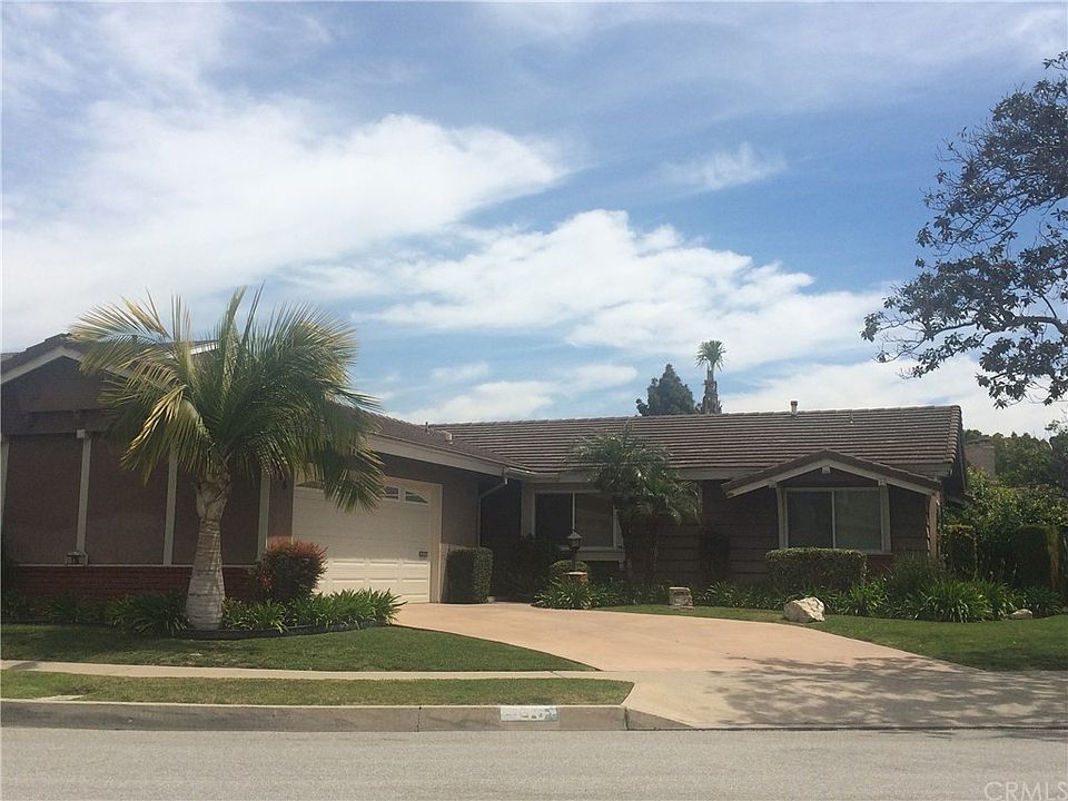 1st image of 116 Stanford Ln