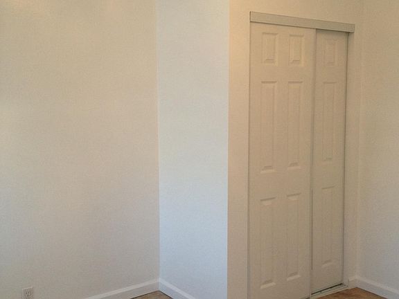 Bedroom# 1- 12ft x 11 ft
