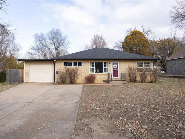 809 E Overbrook Ave, Ponca City, OK 74601