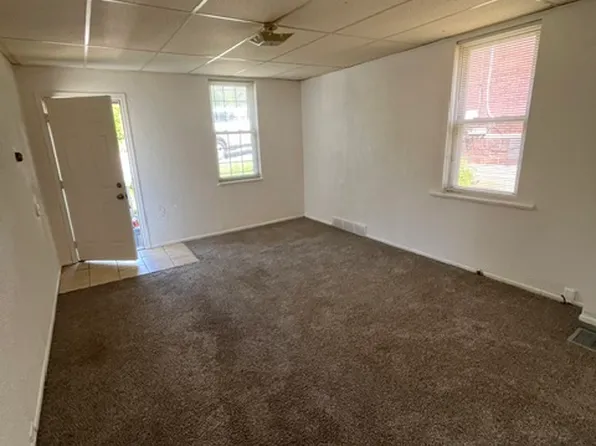 541 5th Street Ext, Trafford, PA 15085