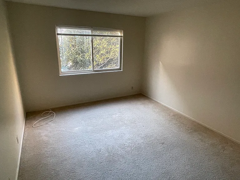 1040 El Camino Real #205 — Photo 12