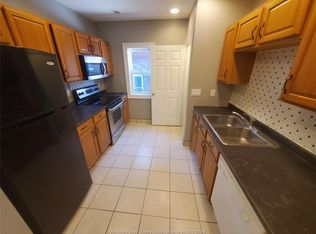 679 Piche St #U2, Windsor, ON N9C 3G4