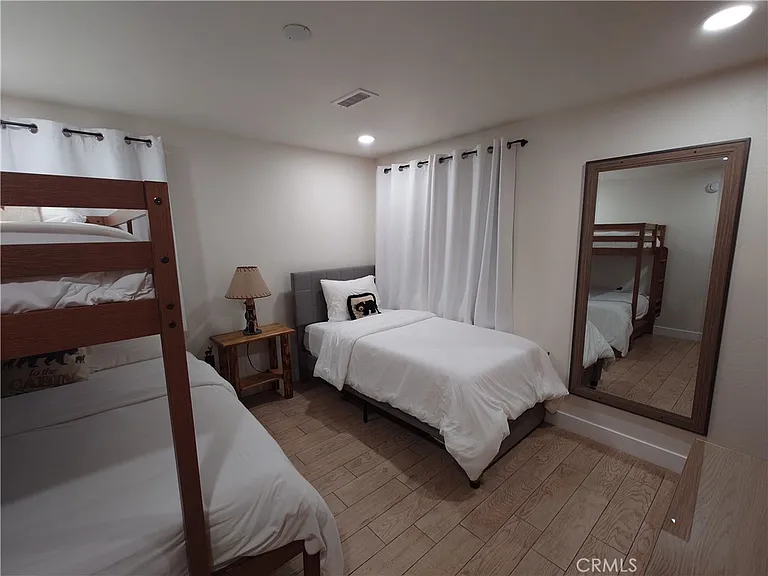 787 Georgia St — Photo 19