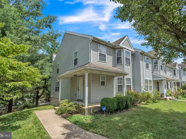 221 Thia Ct, Coatesville, PA 19320