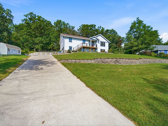 4th image of 2610 Forest Dr
