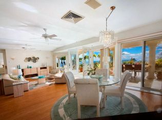 798 Moaniala St, Honolulu, HI 96821