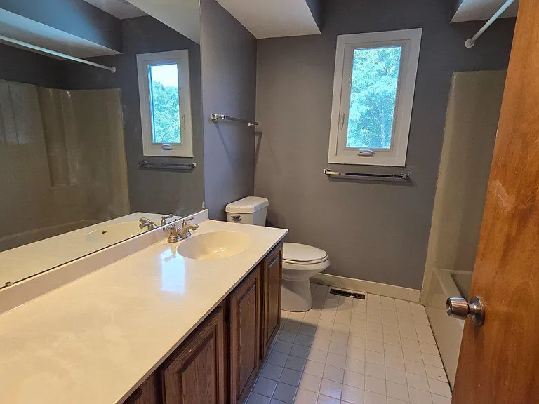212 Fairhill Dr — Photo 20