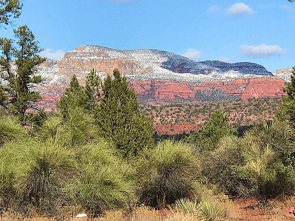 Views of Bear Mt/Faye Canyon