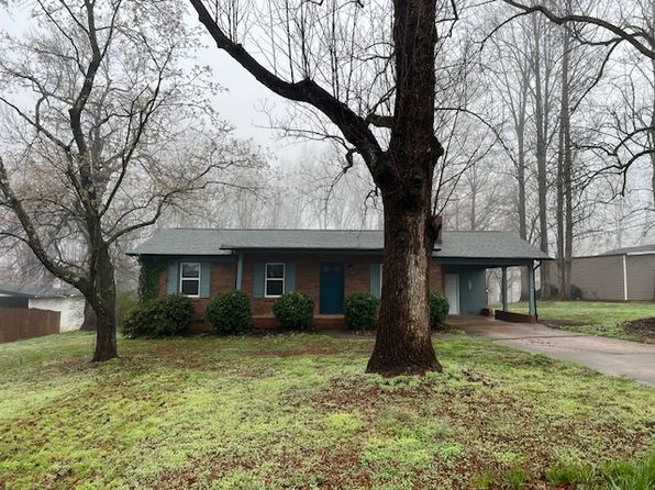136 Harriet Ln