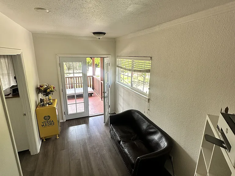 627 K St — Photo 16