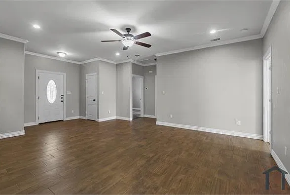 3 bed, 1265 sqft, $1,550 — Photo 2