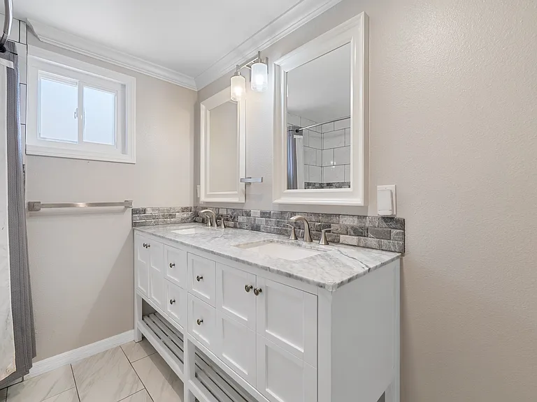 2525 Indianapolis Ave — Photo 23