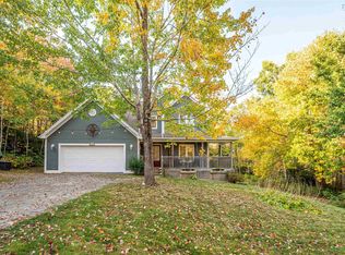 26 Delaney Dr, Beaver Bank, NS B4G 1E4