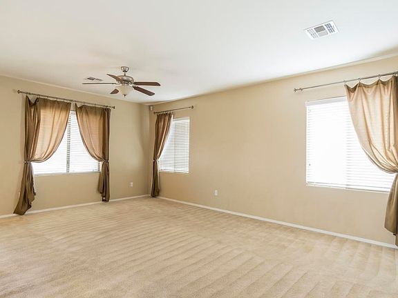 4th image of 519 W Corte Calza