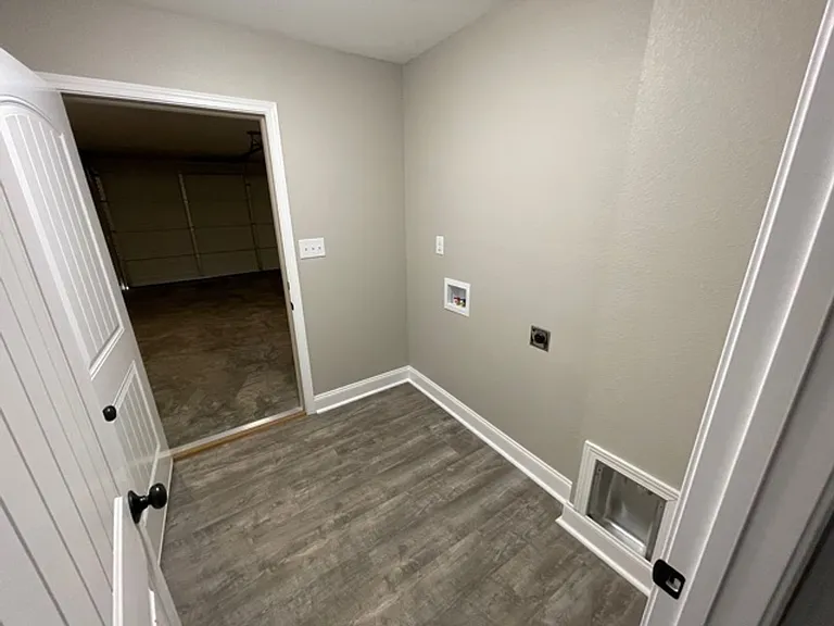 226 Horton Ln — Photo 18