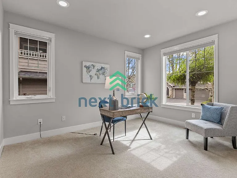 27174 SE 18th Pl — Photo 14