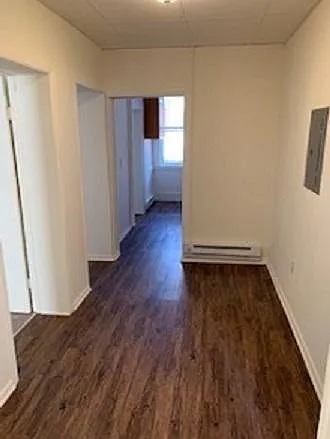 115 S Loudoun St — Photo 2