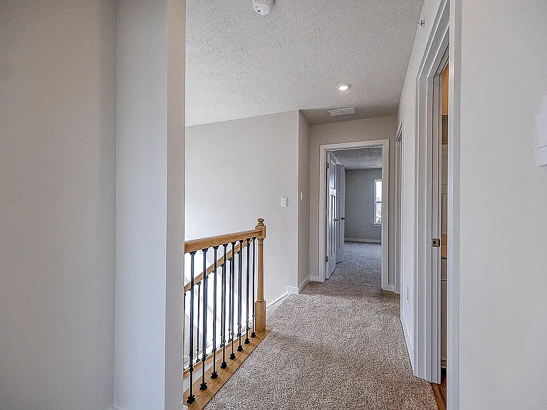 527 Cooper St — Photo 9