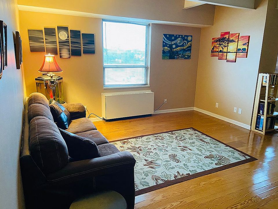 2nd image of 105 N 31st Ave APT 305