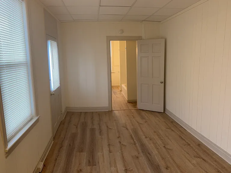 552 Church St — Photo 18