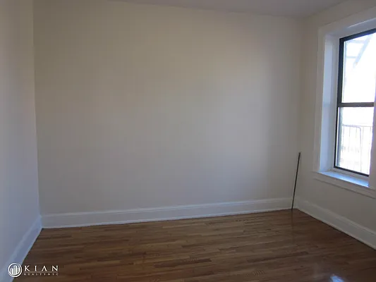 Rented by Kian Realty | media 8