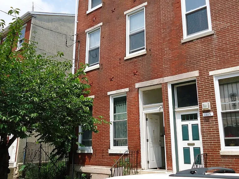 1121 Mount Vernon St — Photo 3