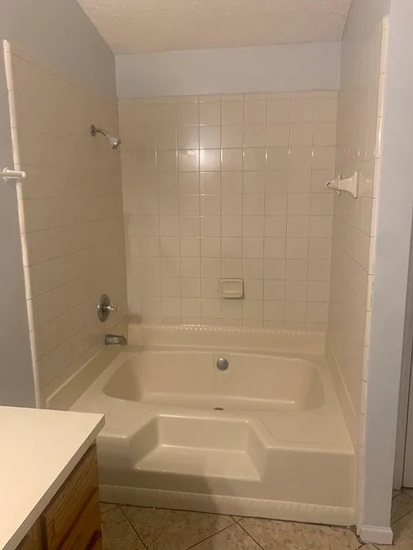 4 bed, 2.0 bath, 1750 sqft, $1,985 — Photo 3