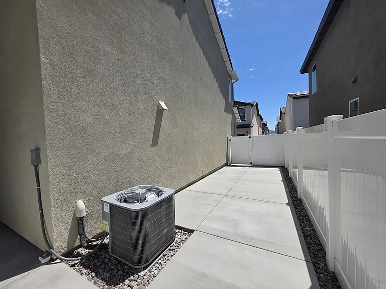 31386 Lolite Dr — Photo 18