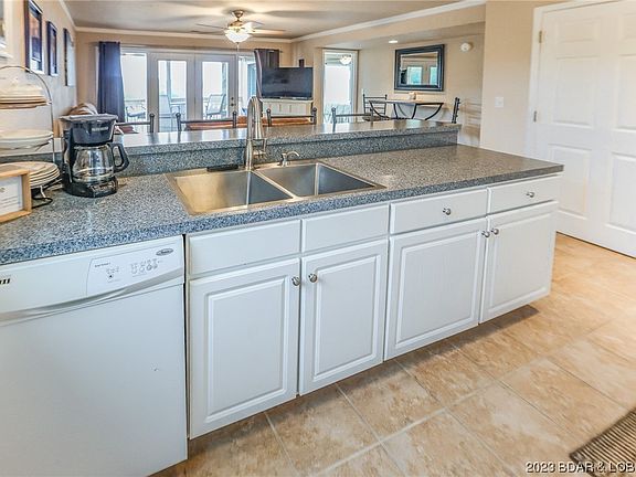 5th image of 921 Indian Pointe #921