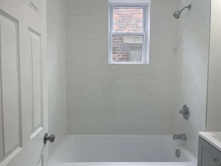 1619 Palisade Ave #4L — Photo 11