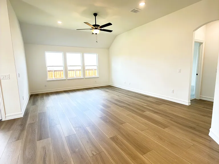 4349 Noble Ln — Photo 31