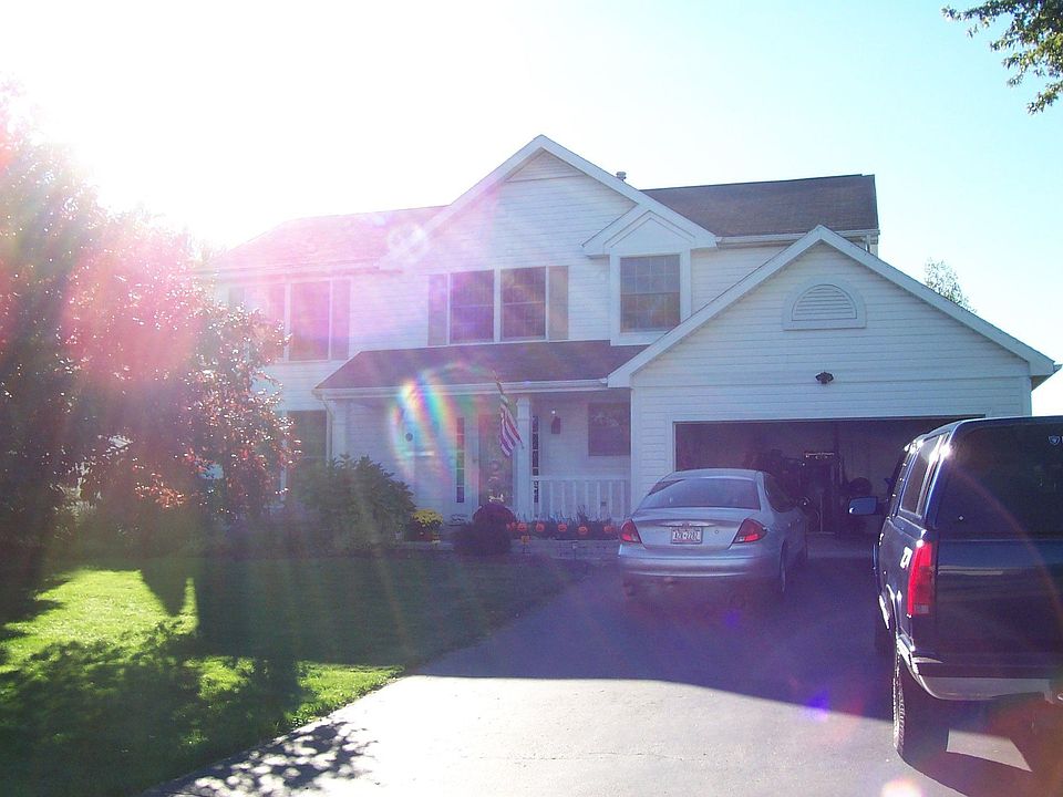 1st image of 130 Lansmere Way
