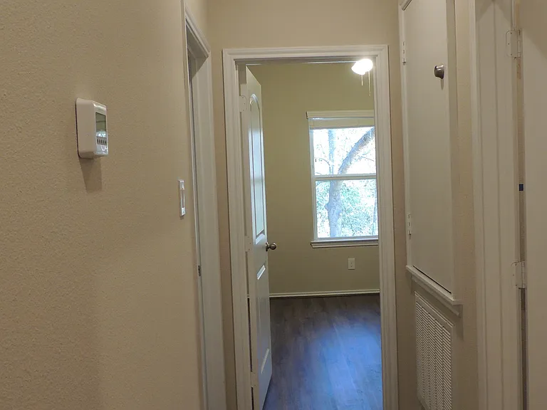 Cottage Pointe — Photo 28