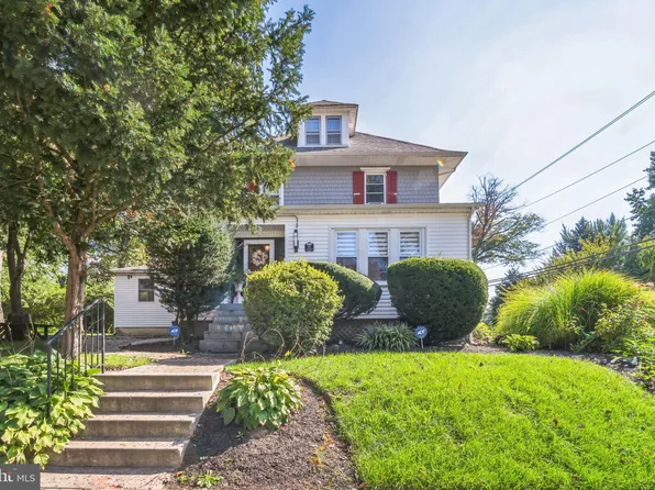 90 W Greenwood Ave, Lansdowne, PA 19050