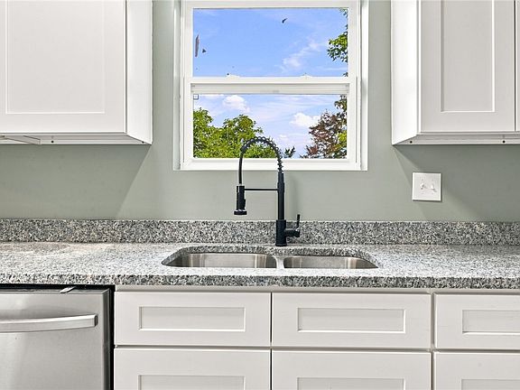 5th image of 104 Palmetto Dr