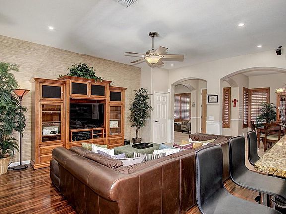 2nd image of 1667 E Hawken Pl