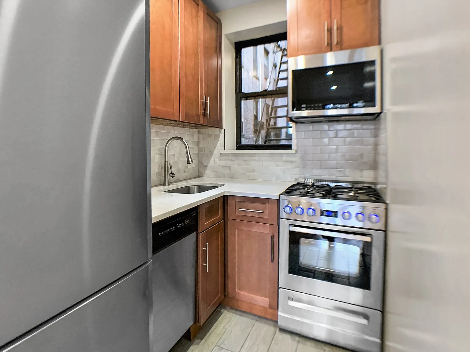 151 East 81st Street — Photo 4