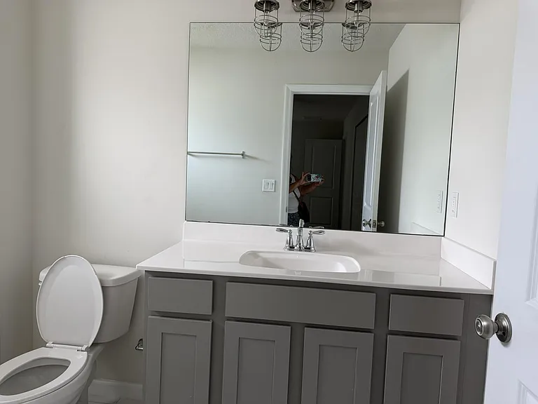 4634 SW Athena Dr — Photo 16