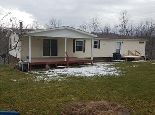 42 Sparta Rd, Prosperity, PA 15329