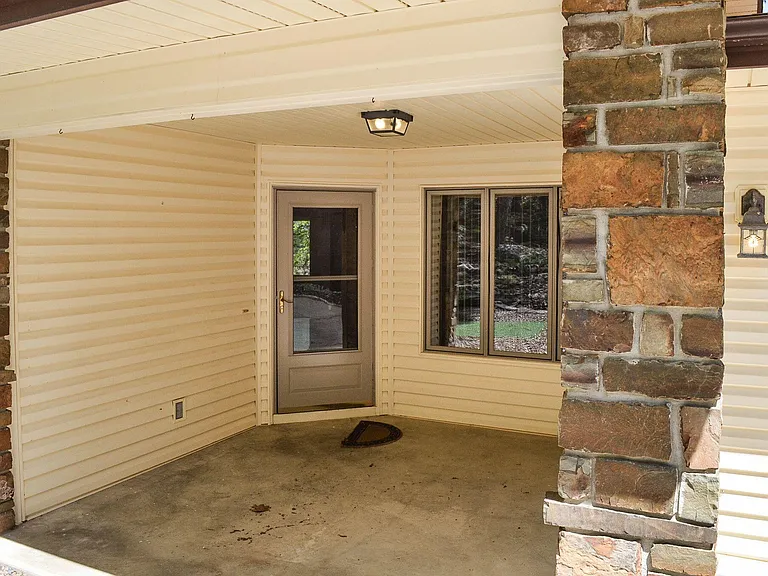 46 Acceso Cir — Photo 27