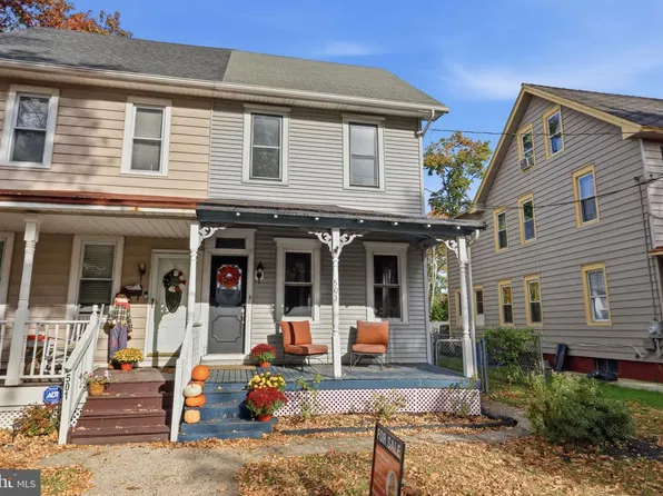 503 Cinnaminson St, Riverton, NJ 08077