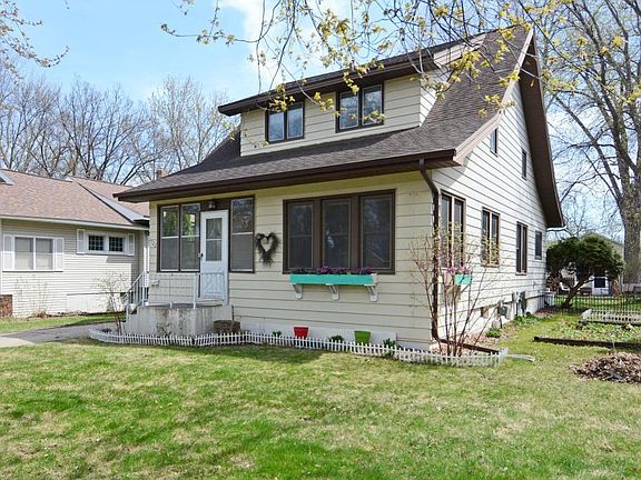 4th image of 720 N Marshall Ave