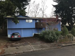 654 Julie Ct, Woodburn, OR 97071