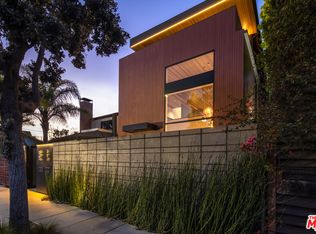303 Windward Ave #1/2, Venice, CA 90291
