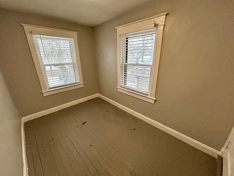 2821 N New Jersey St — Photo 14
